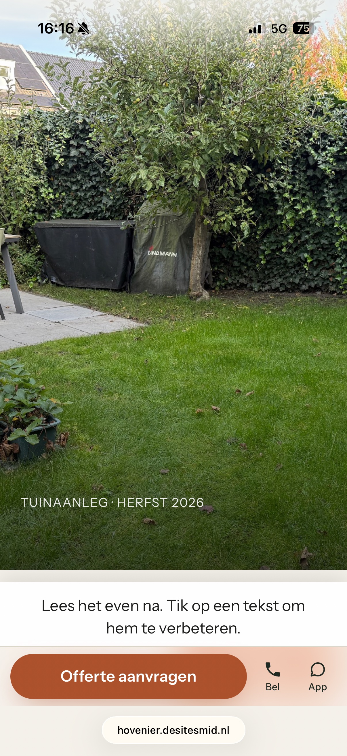 Pruimenboom, terras en waterpartij, foto 1